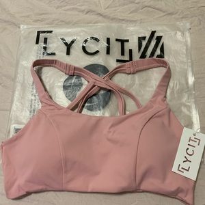 Lycit sports top